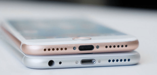 Causas de los daños en el puerto de carga de los iPhone